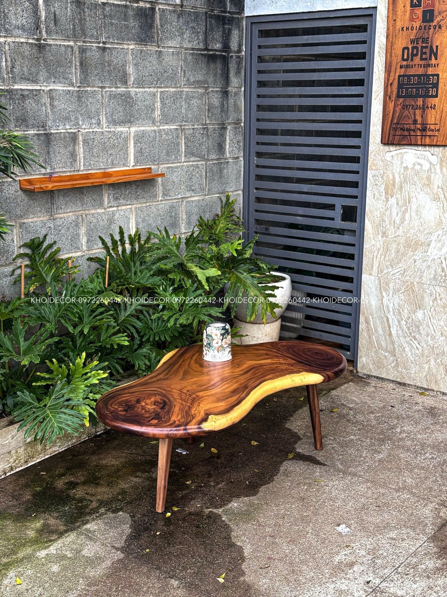  BÀN GỖ ME TÂY 129 x 68 x 5 cm 