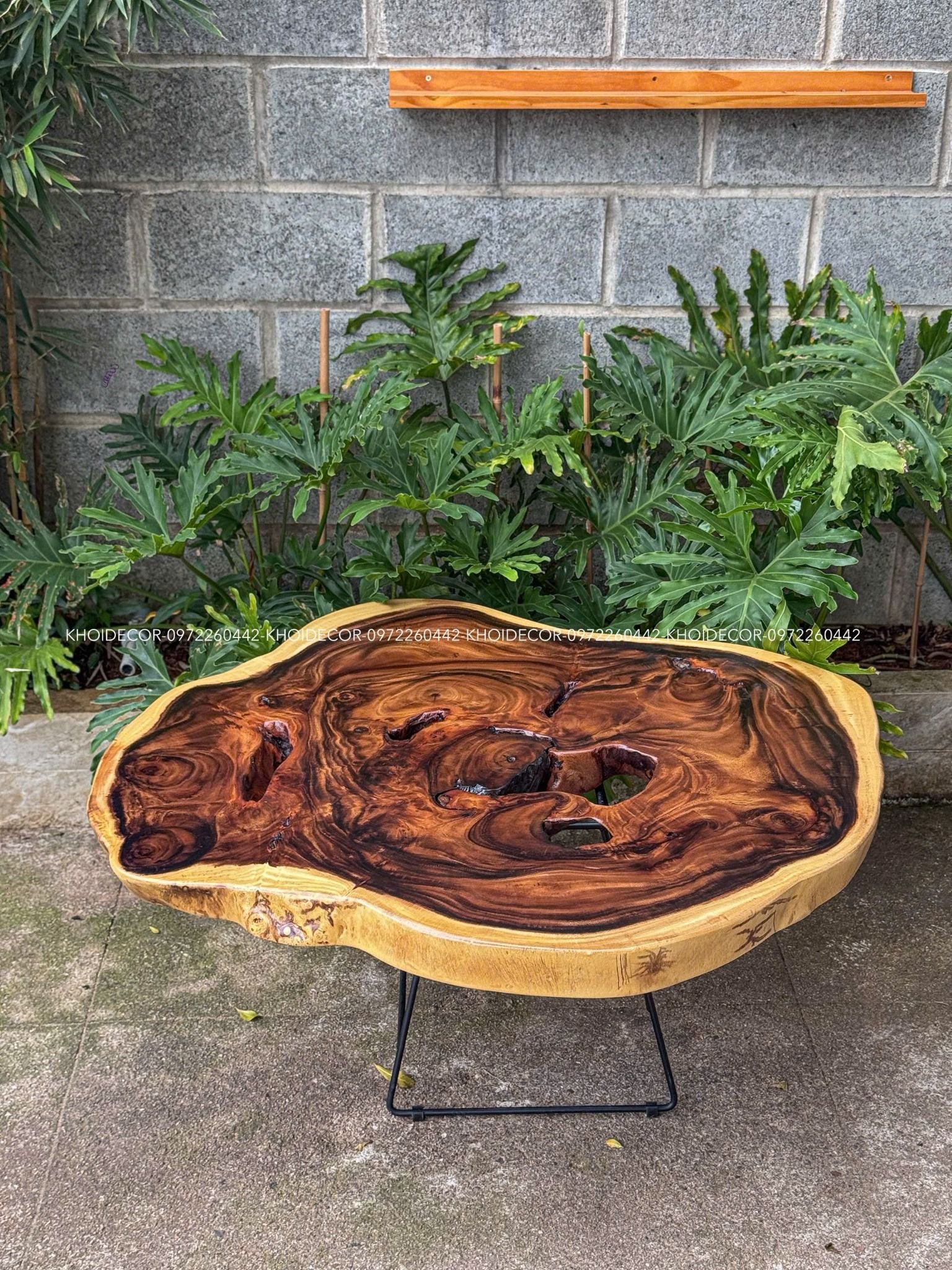  BÀN GỖ ME TÂY 105 x 95 x 7 cm 