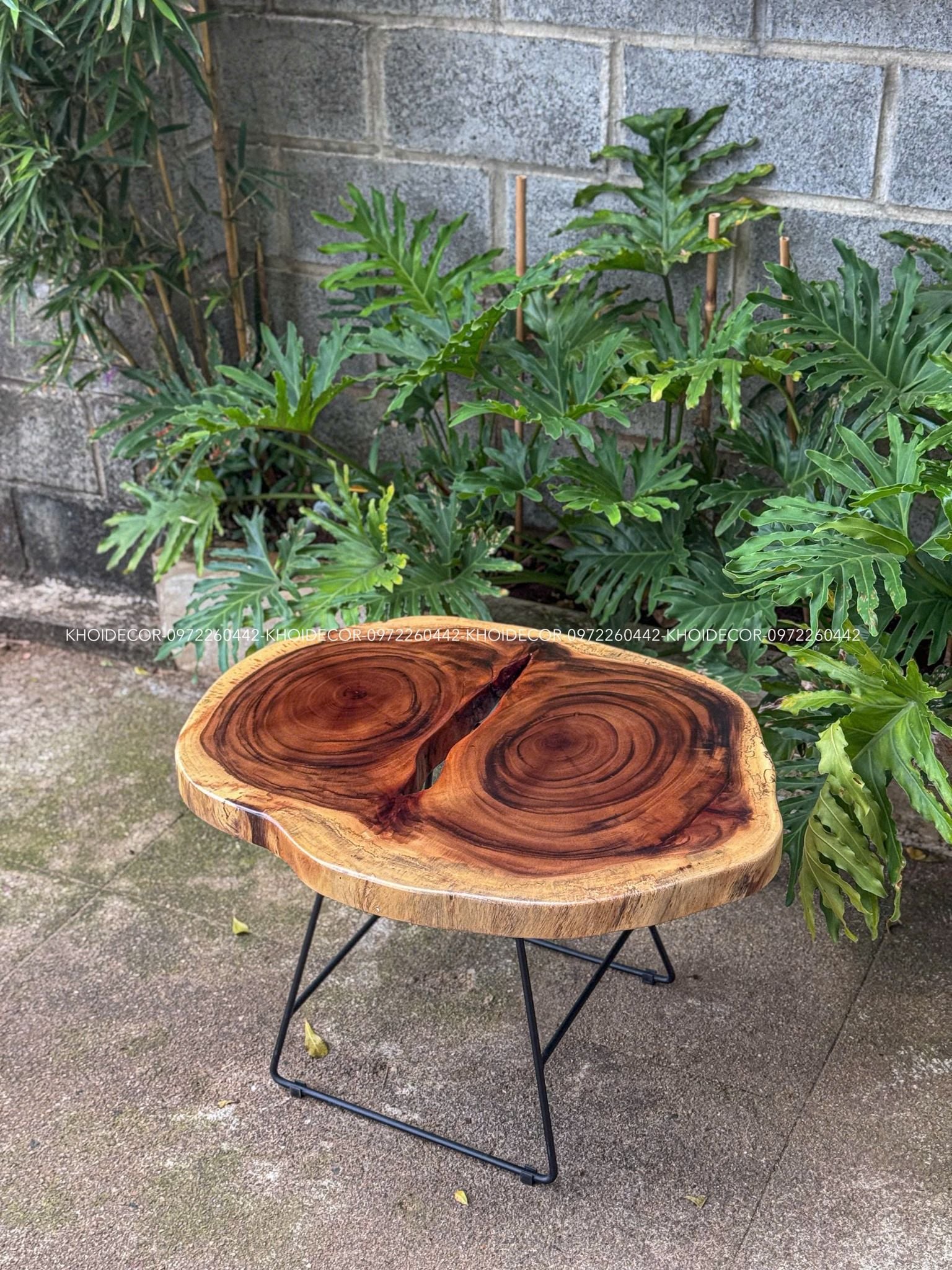  BÀN GỖ ME TÂY 77 x 58 x 5 cm 