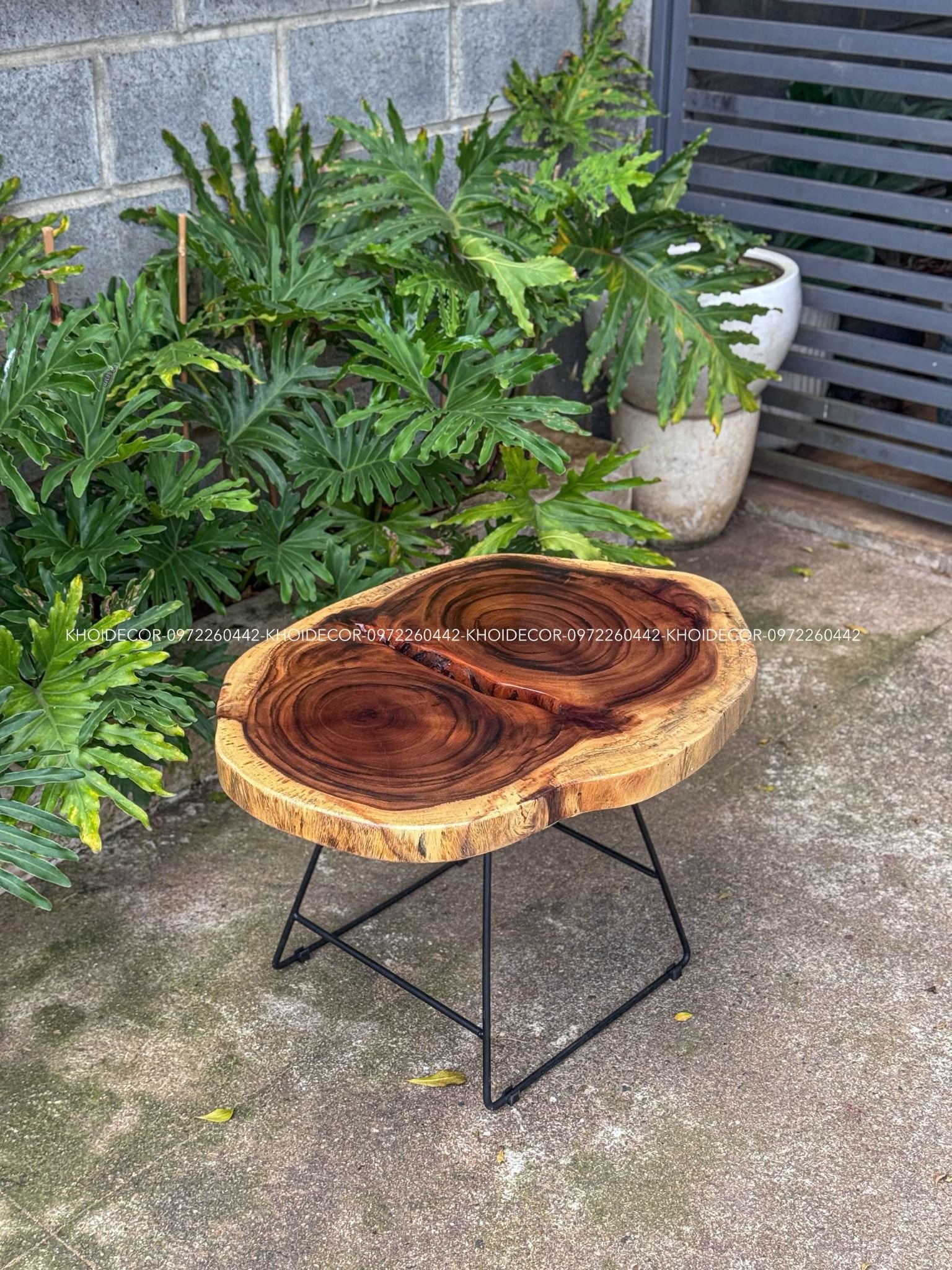  BÀN GỖ ME TÂY 77 x 58 x 5 cm 