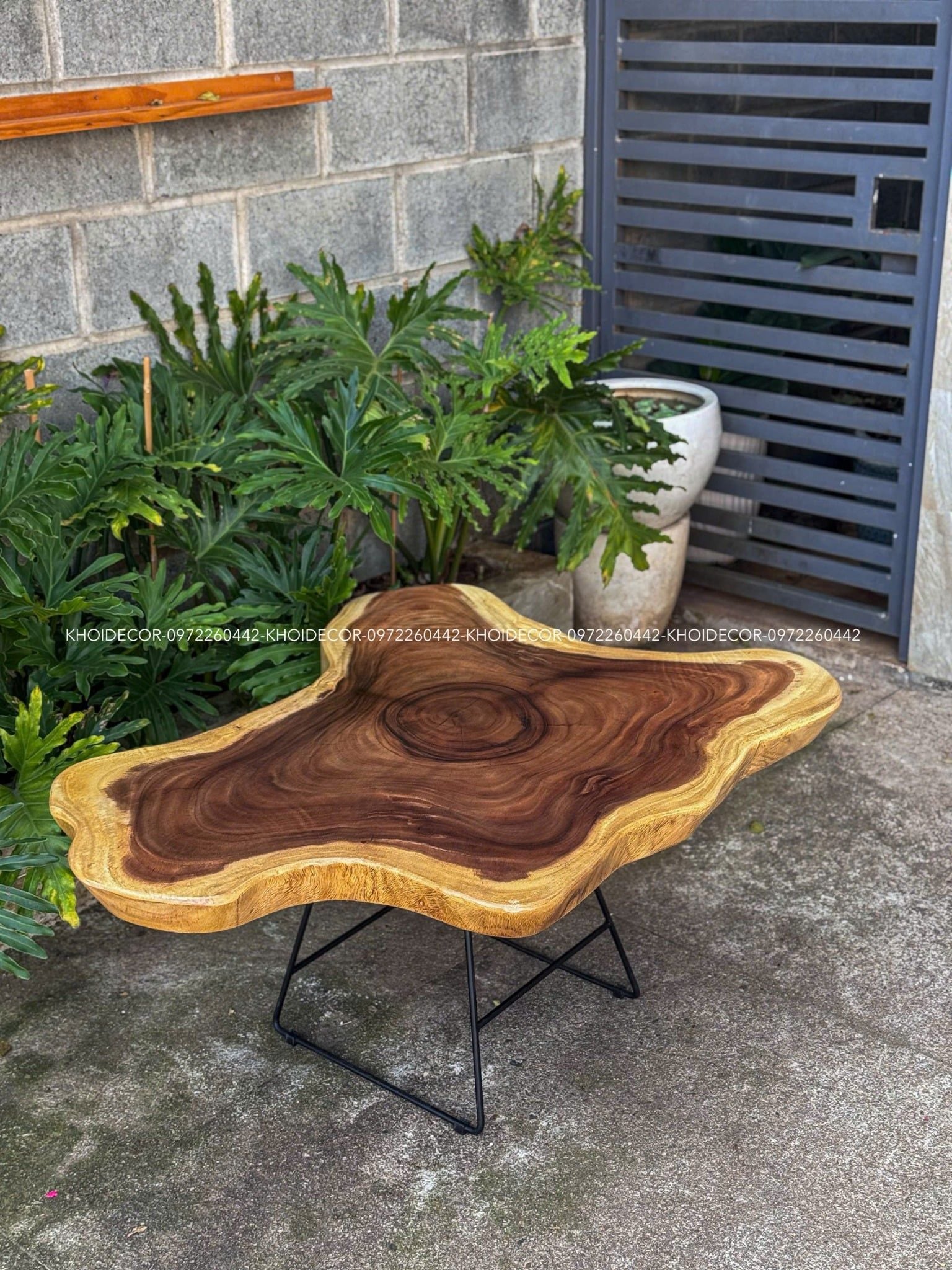  BÀN GỖ ME TÂY 116 x 102 x 7 cm 