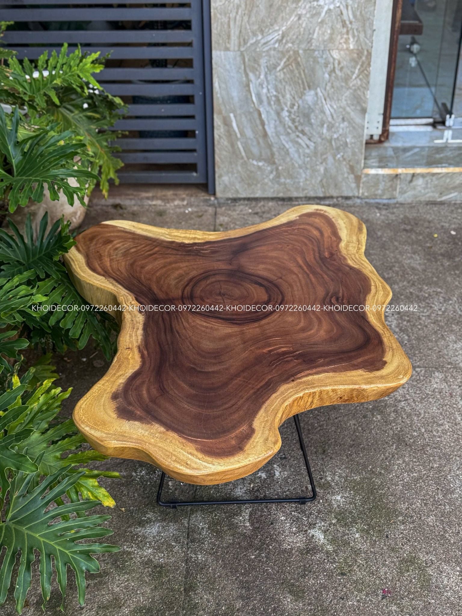  BÀN GỖ ME TÂY 116 x 102 x 7 cm 