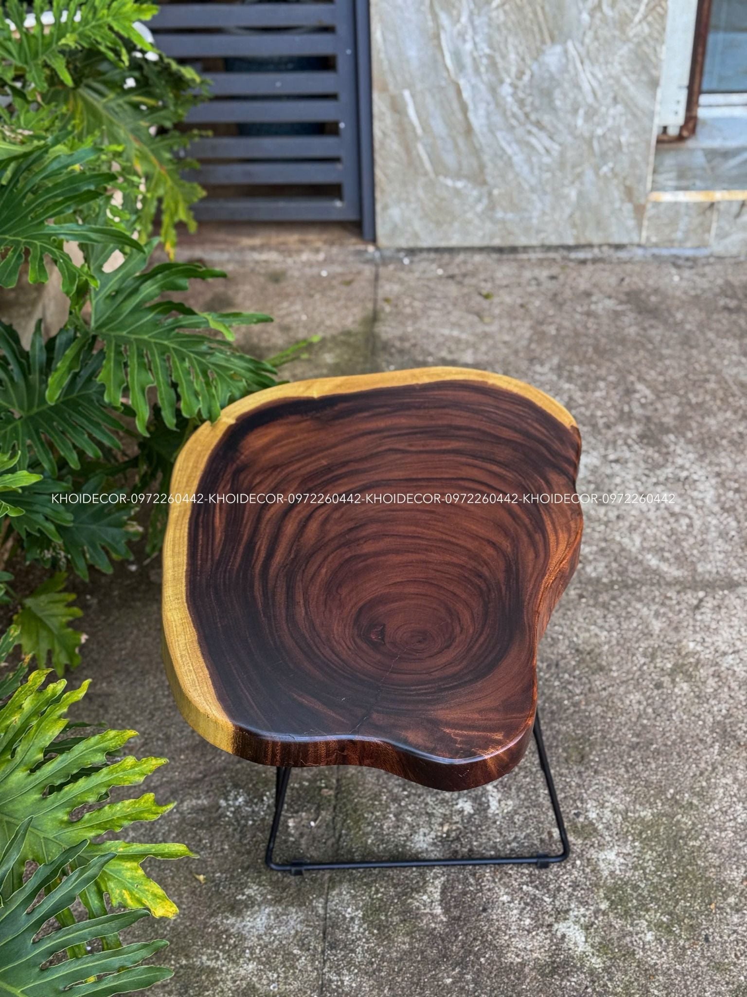  BÀN GỖ ME TÂY 74 x 54 x 5 cm 