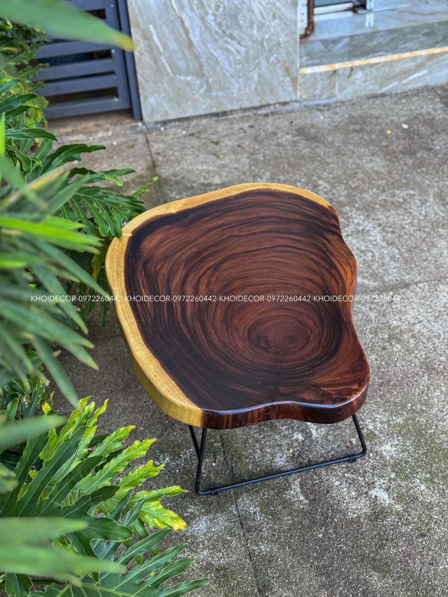  BÀN GỖ ME TÂY 74 x 54 x 5 cm 
