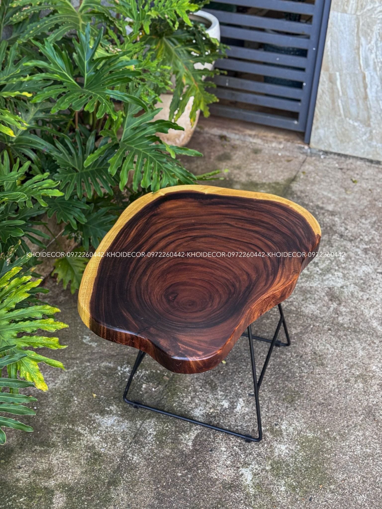  BÀN GỖ ME TÂY 74 x 54 x 5 cm 