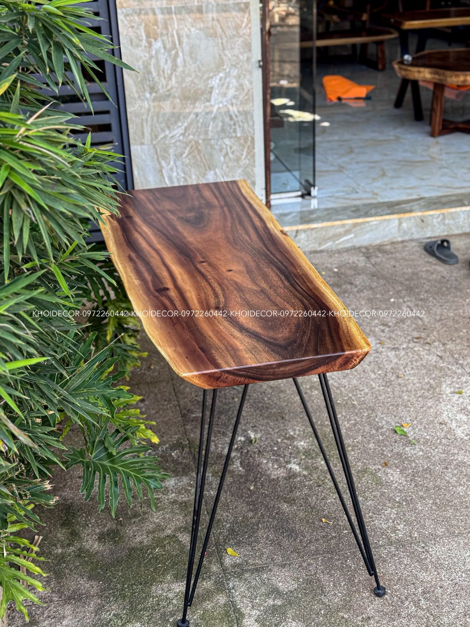  BÀN GỖ ME TÂY 140 x 52-58 x 5 cm 