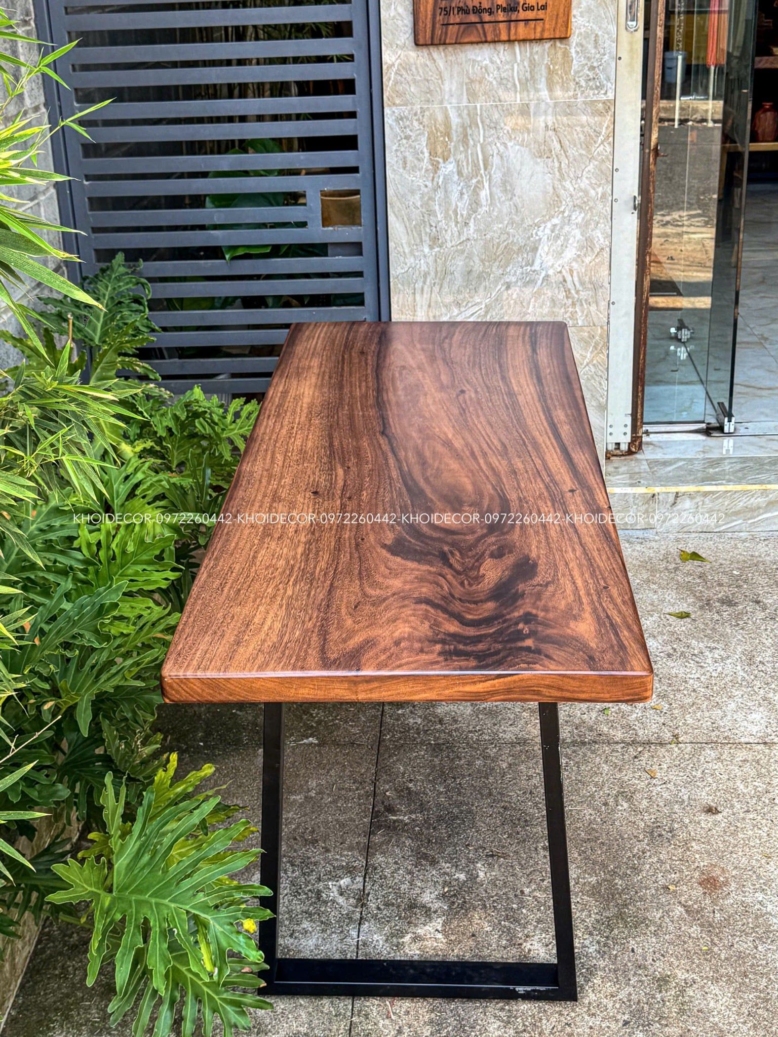  BÀN GỖ ME TÂY 181 x 71 x 5  cm 