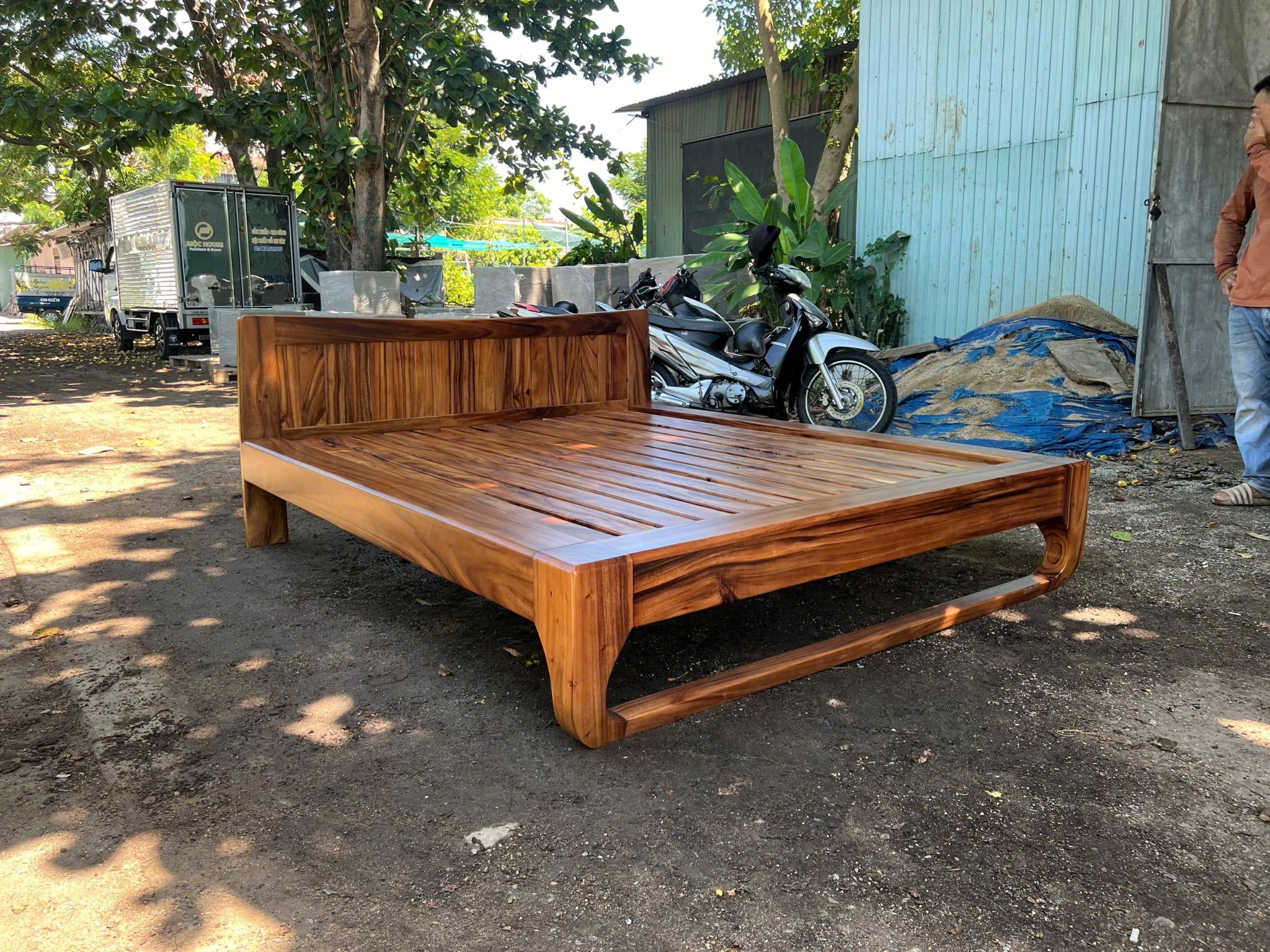  GIƯỜNG GỖ ME TÂY - D200xR160xC40 - 002 