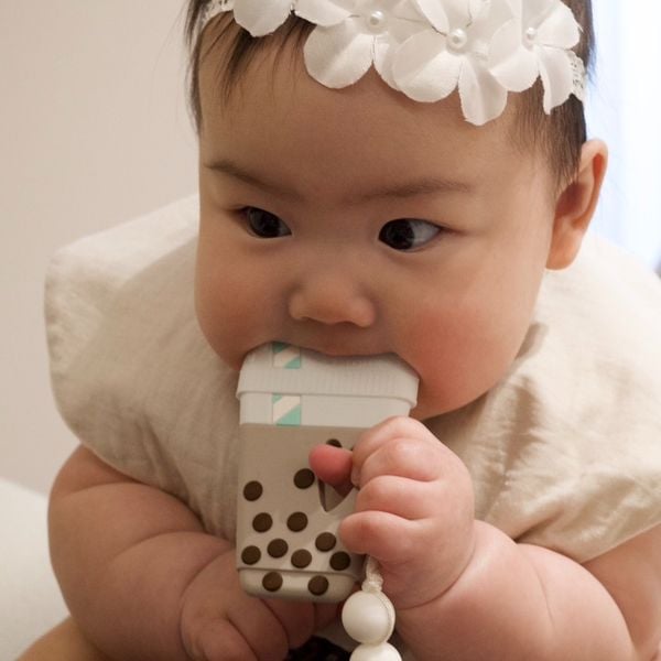 Loulou Lollipop Gặm Nướu Silicone Kèm Dây Đeo, Giúp Giảm Đau Và Ngứa Nướu Cho Bé