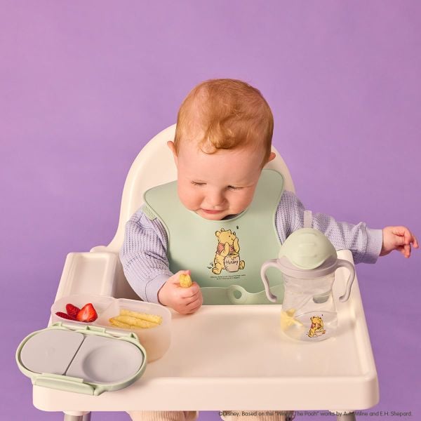 b.box Set Hộp Đựng Đồ Ăn Vặt, Yếm Ăn Dặm & Bình Nước Phiên Bản Winnie the Pooh Cho Bé