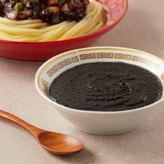 Sốt tương đen Daesang Hàn Quốc (250g)