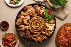 Combo 7 loại Lòng bò nướng, Tặng 1 Set ăn kèm + 3 gói sốt chấm + 500g kim chi cải thảo