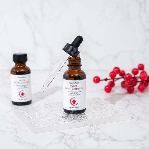 Tinh chất Peel da Pharmaform Exfol Multi-Acid Peel tái tạo, làm sáng, căng bóng da 30ml