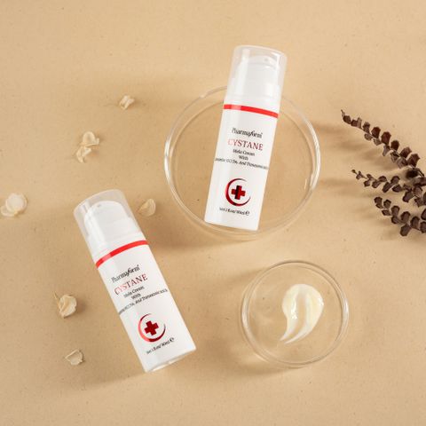 Kem dưỡng Pharmaform Cystane Mela Cream hỗ trợ giảm nám, tàn nhang