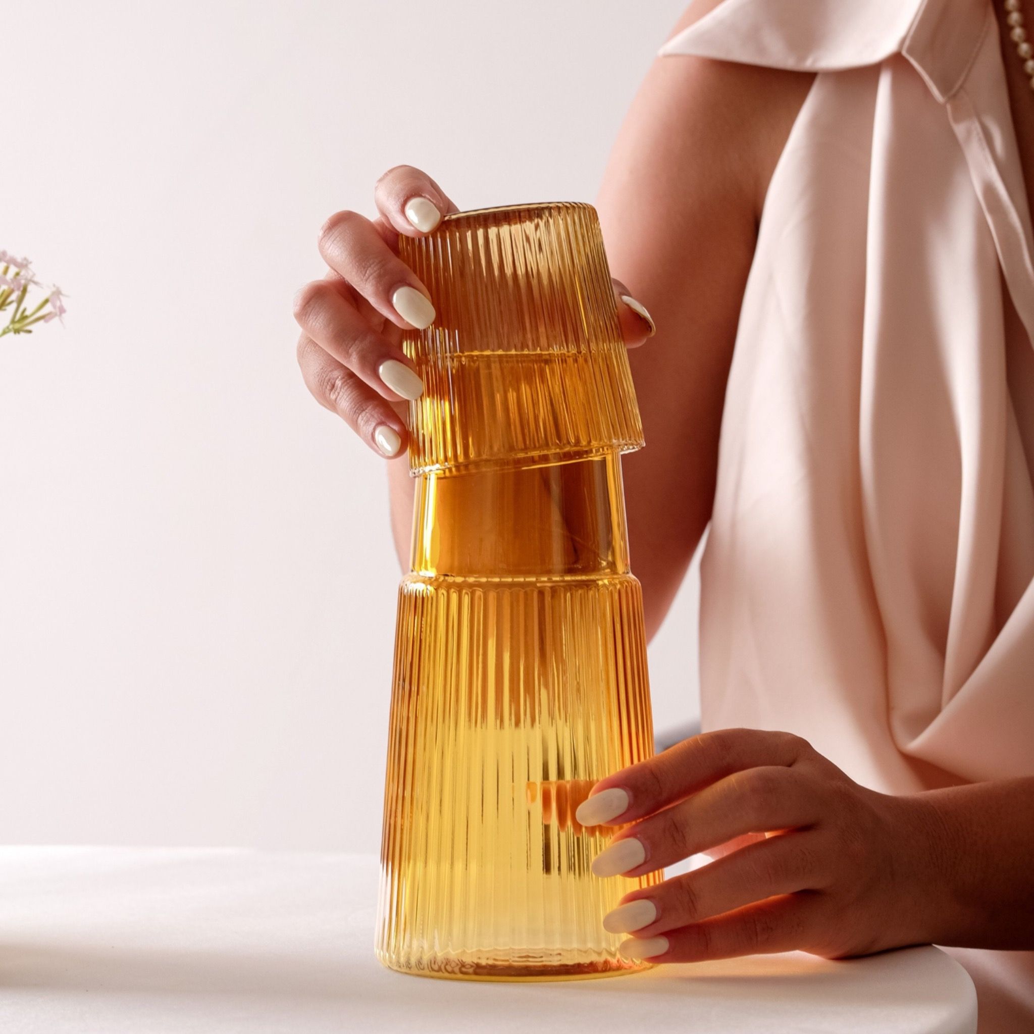  Bình nước kèm nắp Narciso vàng 0.6L 