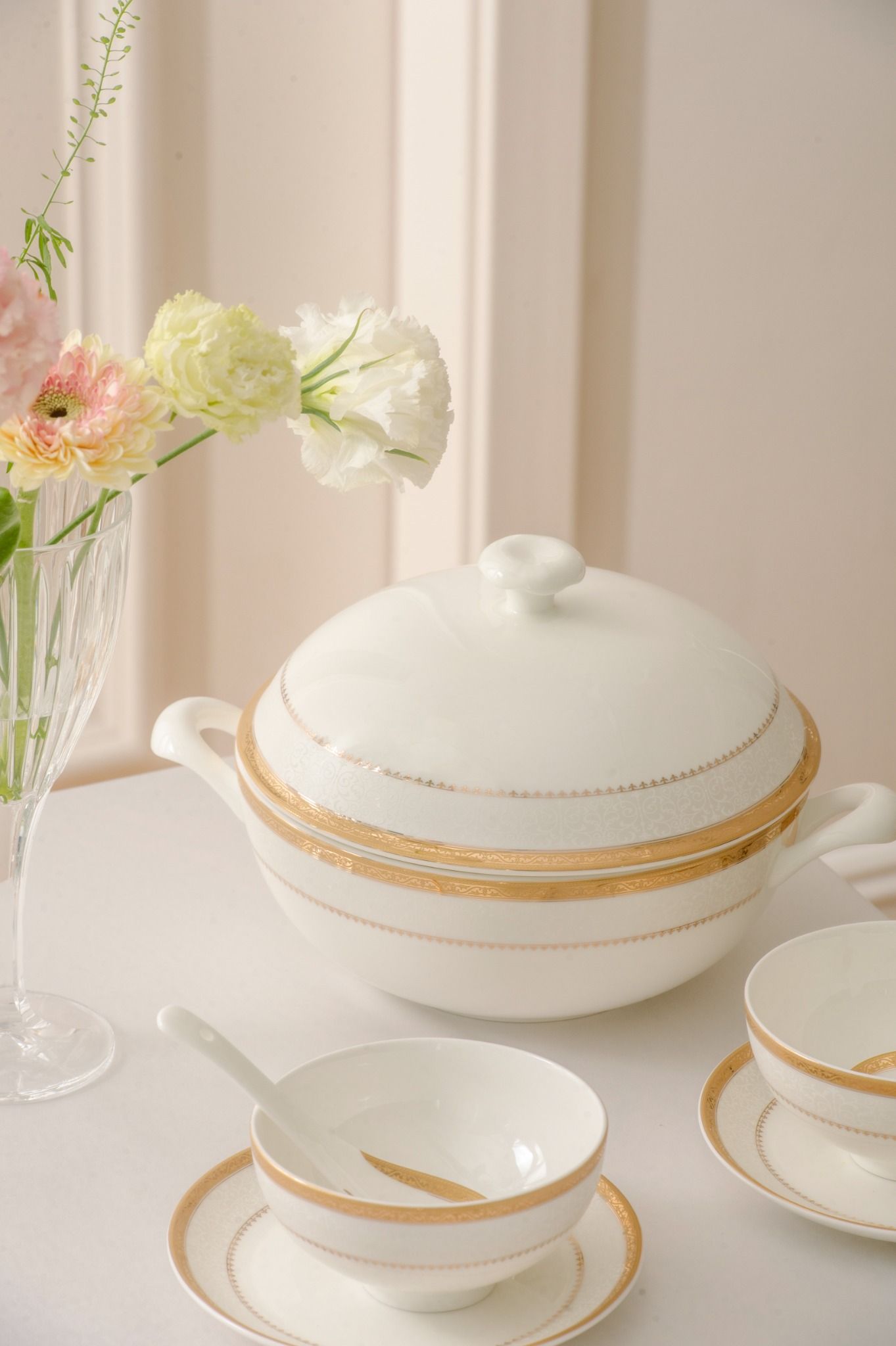  Bộ đồ ăn sứ xương hoàng gia anh 