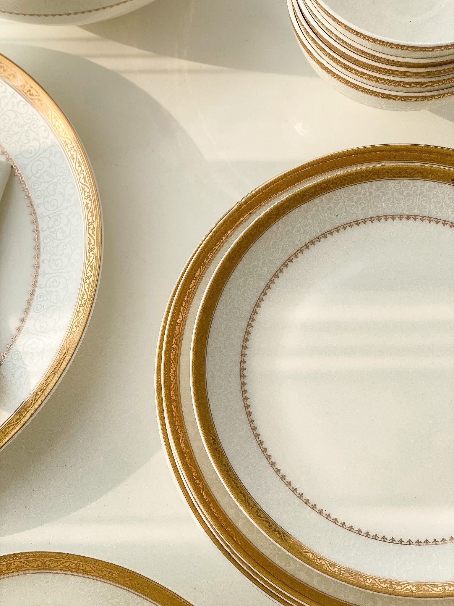  Bộ đồ ăn sứ xương hoàng gia anh 