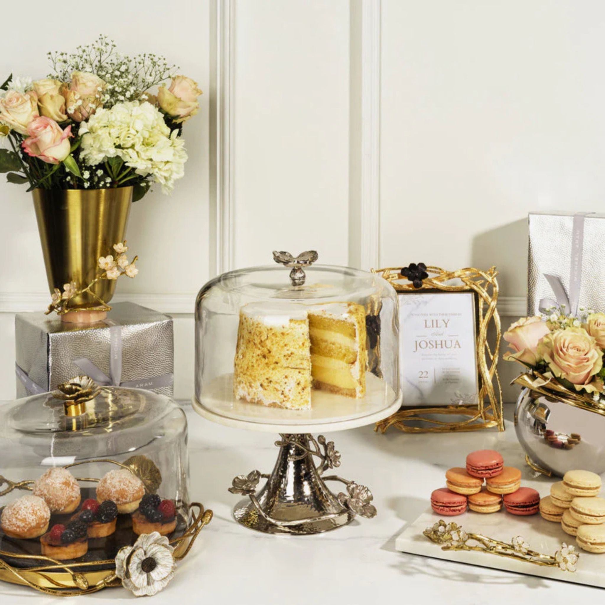  Chân bồng có nắp White Orchid Michael Aram 