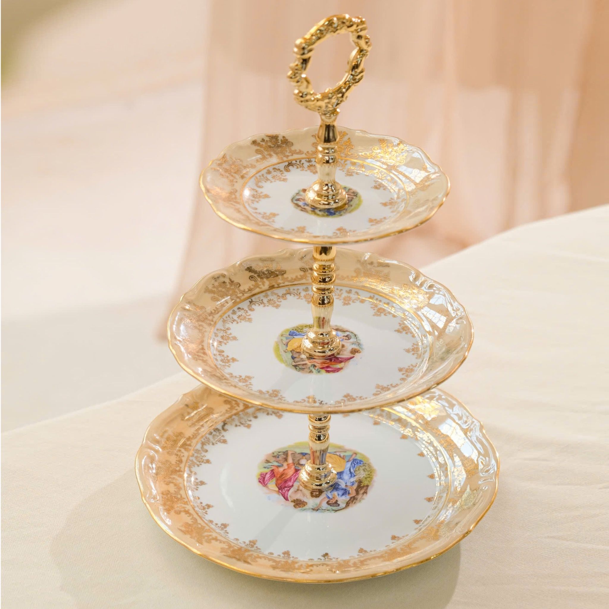  Đĩa 3 tầng tiệp cô tiên vàng 