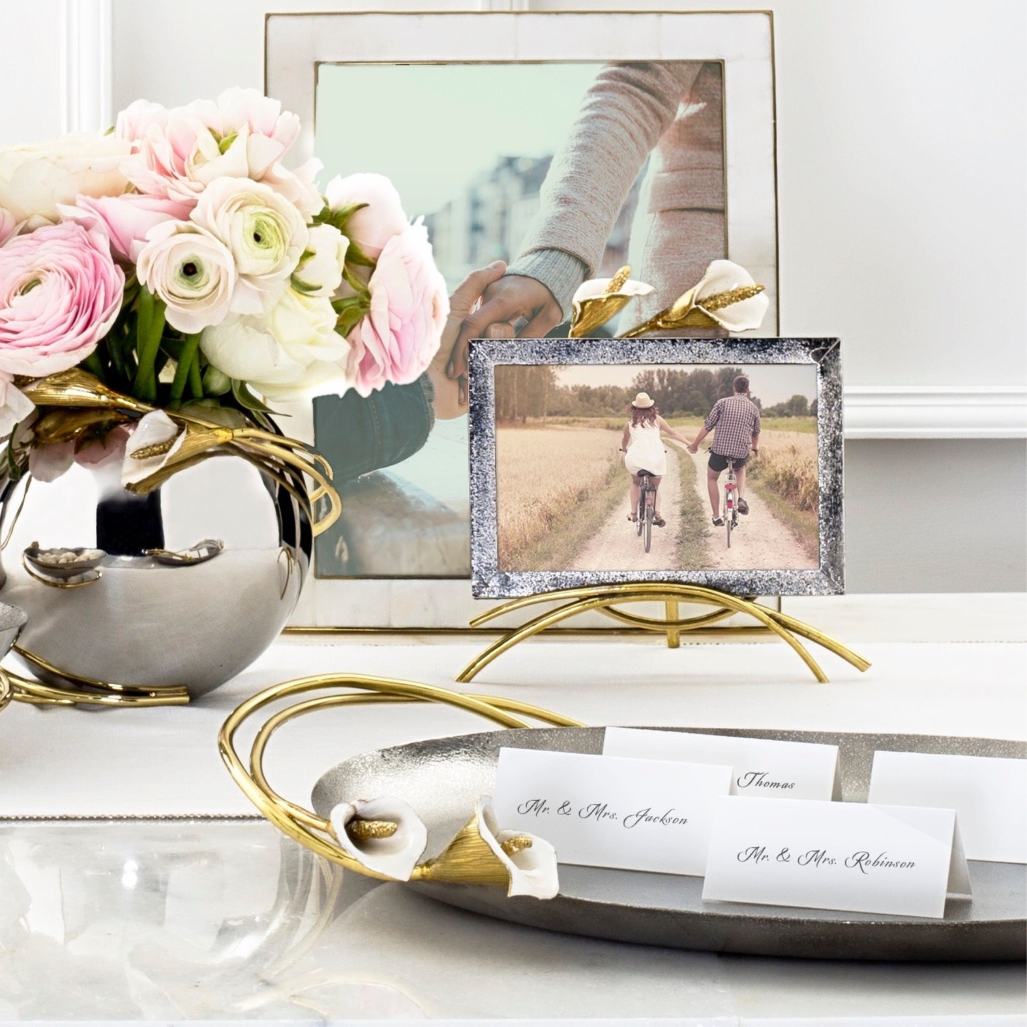  Khay Oval Calla Lily Michael Aram 