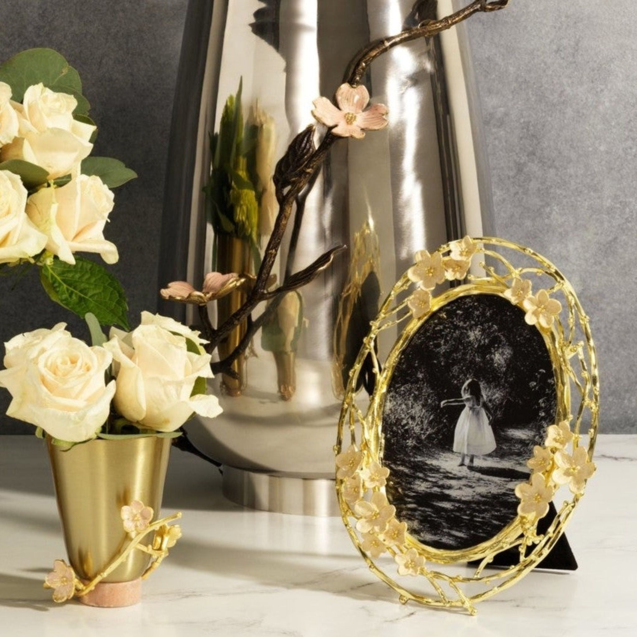  Khung ảnh Oval Cherry Blossom Michael Aram 