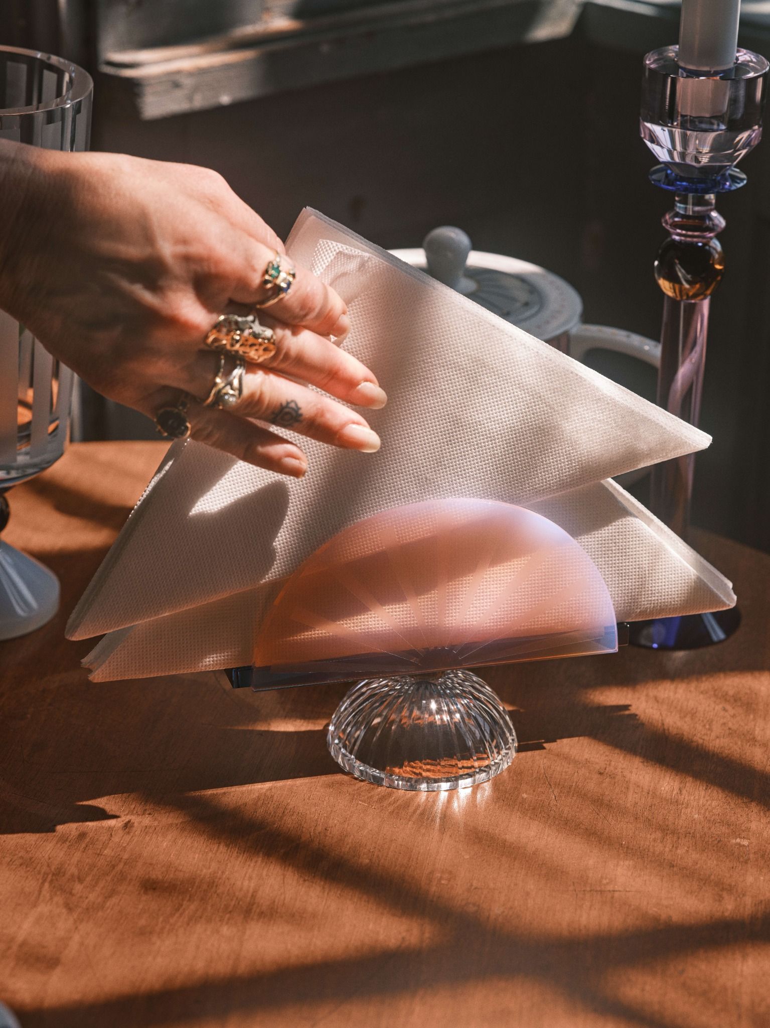  Kẹp khăn ăn (Brown/Clear/Teal/Slate/Pale Rose) Reflections Copenhagen 