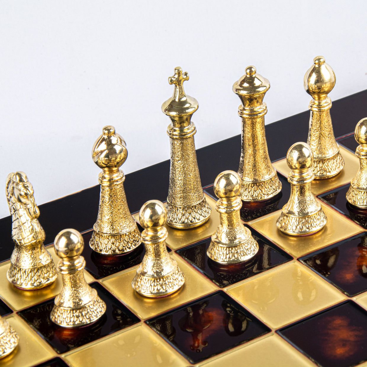  Bộ bàn cờ Classic Metal Staunton đỏ 44cm (Gold/Silver) Manopoulos 
