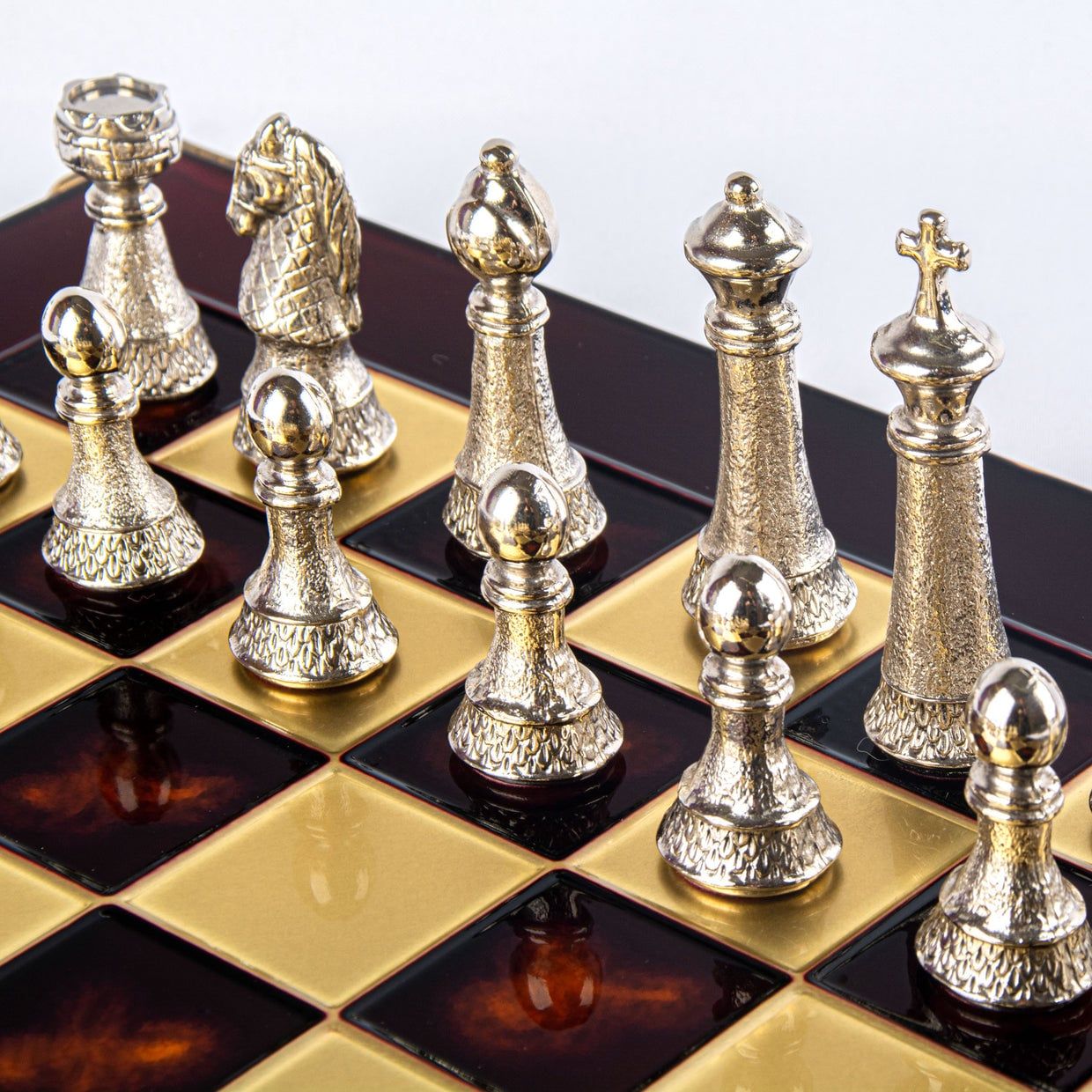 Bộ bàn cờ Classic Metal Staunton đỏ 44cm (Gold/Silver) Manopoulos 