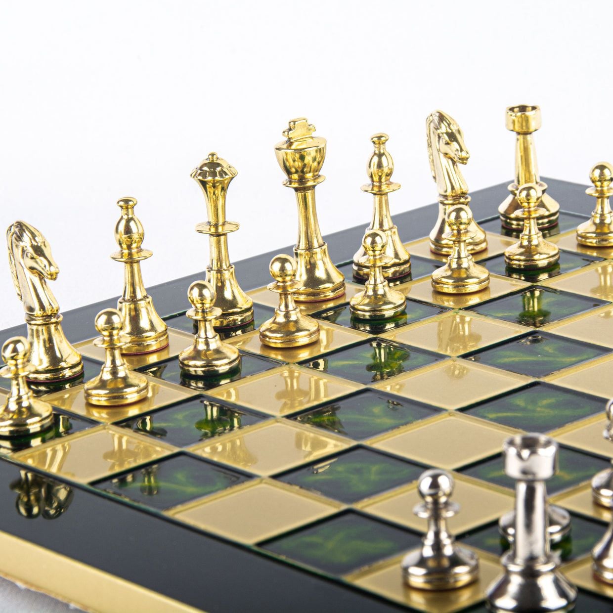 Bộ bàn cờ Classic Metal Staunton xanh lá 36cm Manopoulos 