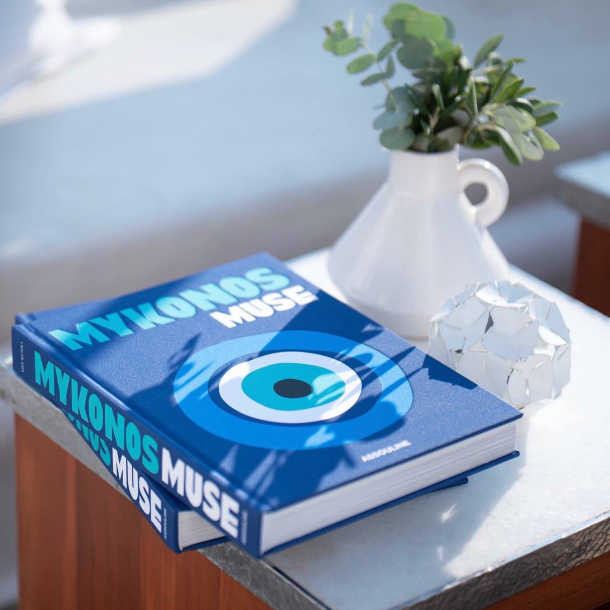  Sách Mykonos Muse Assouline 