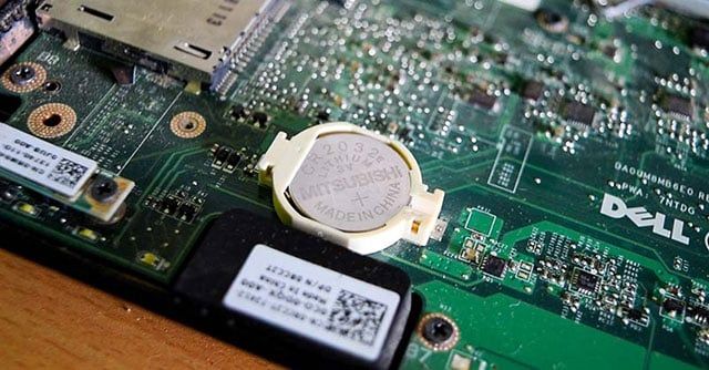 Pin CMOS laptop