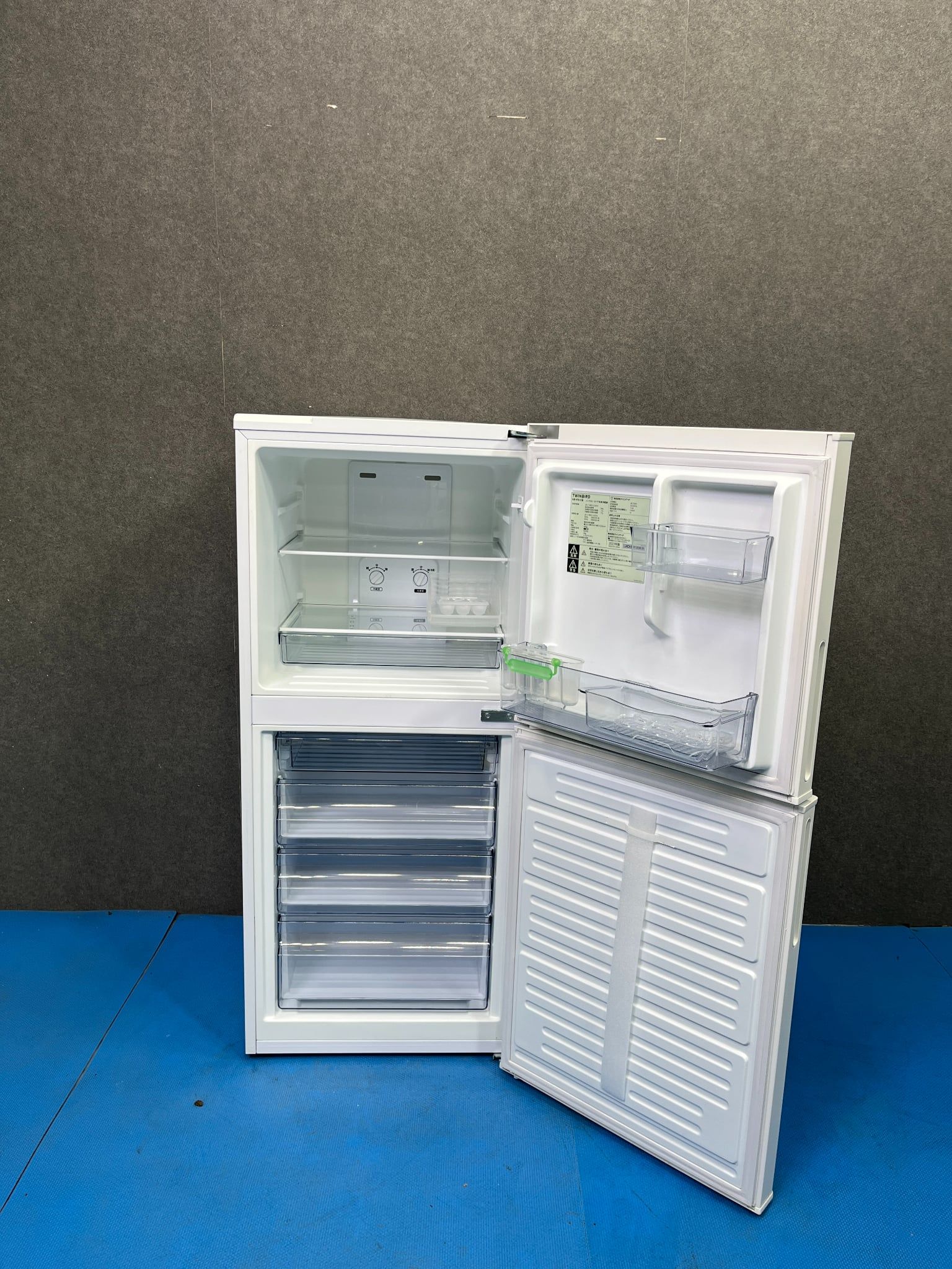 Small Set Fridge 146L B 23 Twin H2444 - Washing machine 4,5kg B 21