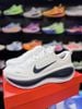 Giày Chạy Bộ Nike Vomero Plus - HV8150 109