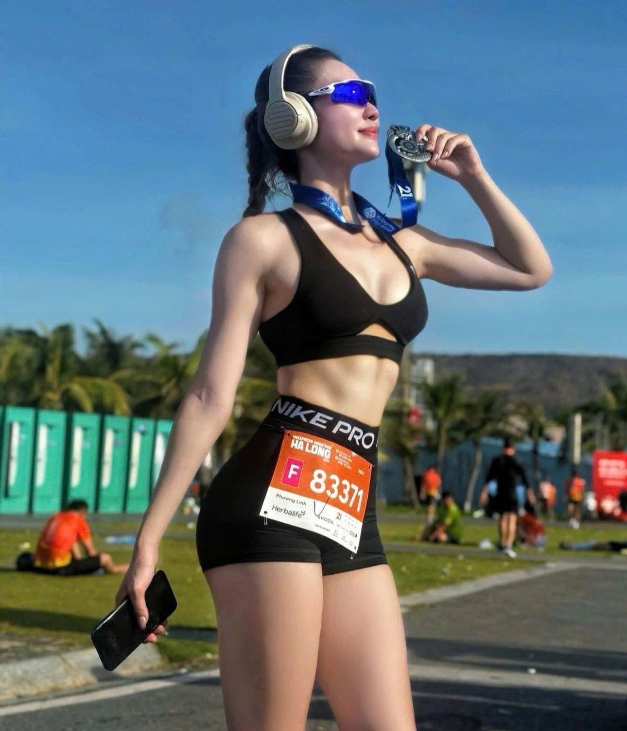 Quần bó cơ NIKE PRO nữ - CZ932 010
