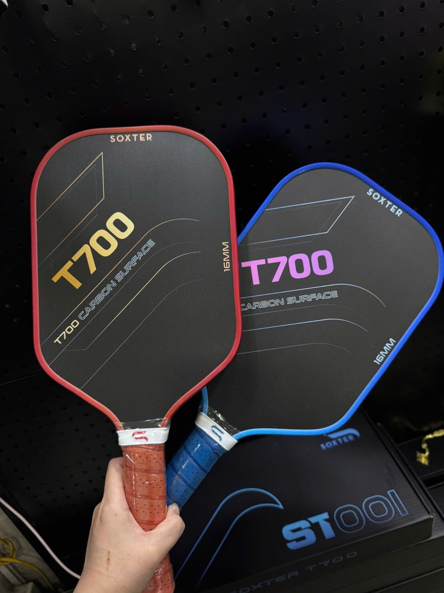 Vợt PickleBall SOXTER T700 Viền Đỏ/Viền Xanh Chính Hãng