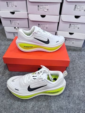  Giày Chạy Bộ Nike Vomero Plus Nữ Trắng Xanh - HV8154 106 