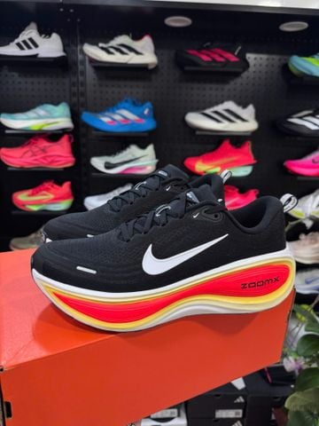  Giày Chạy Bộ Nike Vomero Plus - HV8150 009 