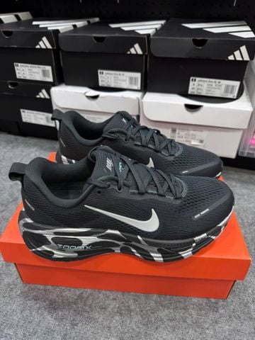  Giày Chạy Bộ Vomero 18 - IM6010 060 