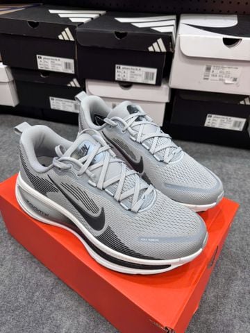  Giày Chạy Bộ Vomero 18 Grey - HM6803 012 