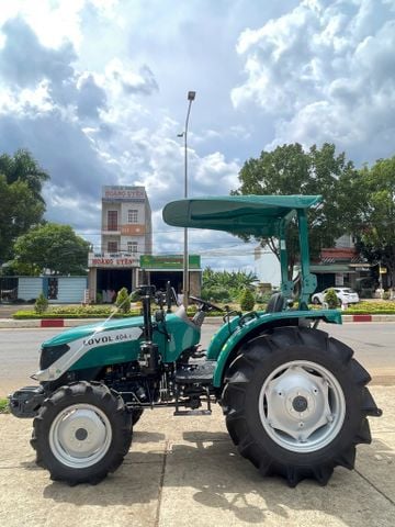  Máy kéo Lovol TE404E - Phiên bản mái che 