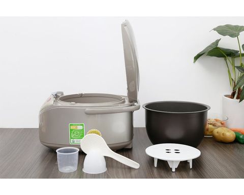 Nồi cơm cao tần Toshiba 1.8 lít RC-18RHCG-VN