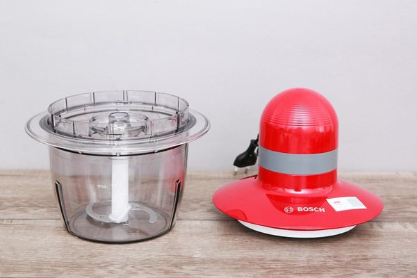 Máy xay thịt Bosch MMR08R2