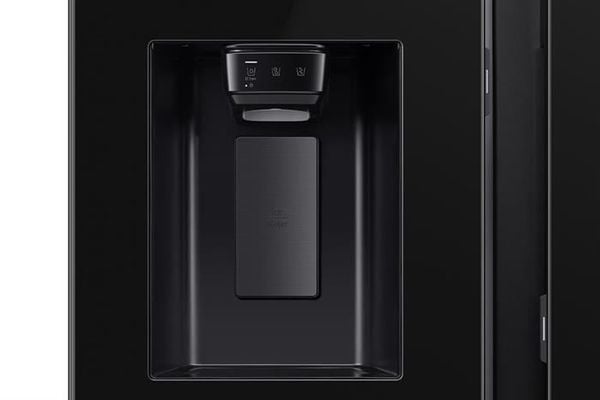 Tủ lạnh Samsung Inverter 634 lít Side By Side RS80F65J2BSV (2025)