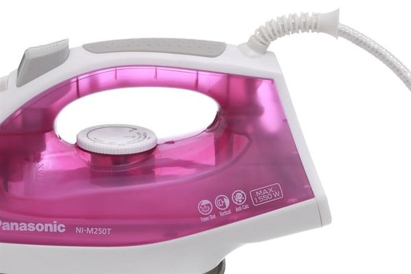 Bàn ủi Panasonic NI-M250TPRA