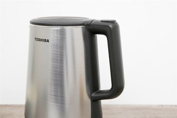 Ấm siêu tốc Toshiba 1.7 lít KT-17DR1NV