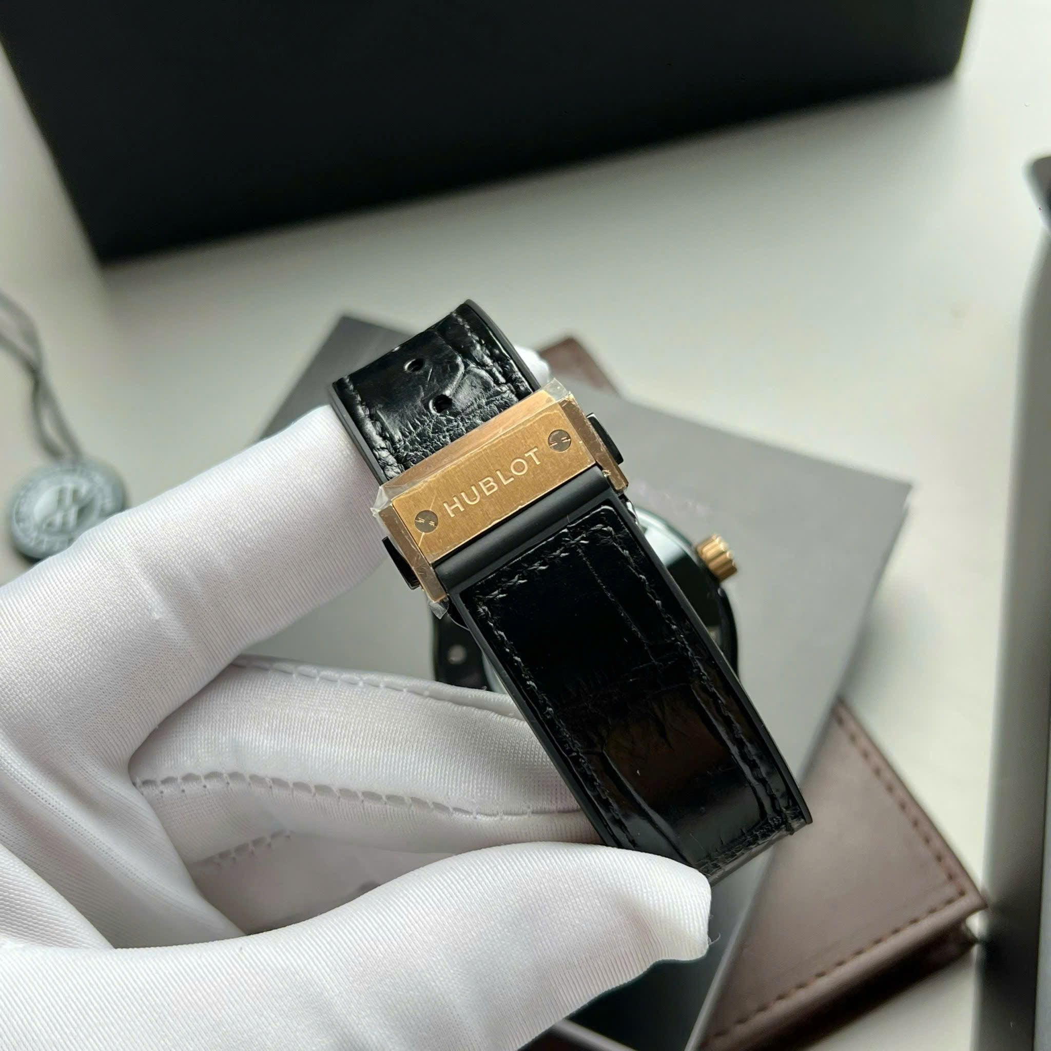 HUBLOT CLASSIC FUSION 42 MM - Đồng Hồ Hublot - Nam - DHNTT503