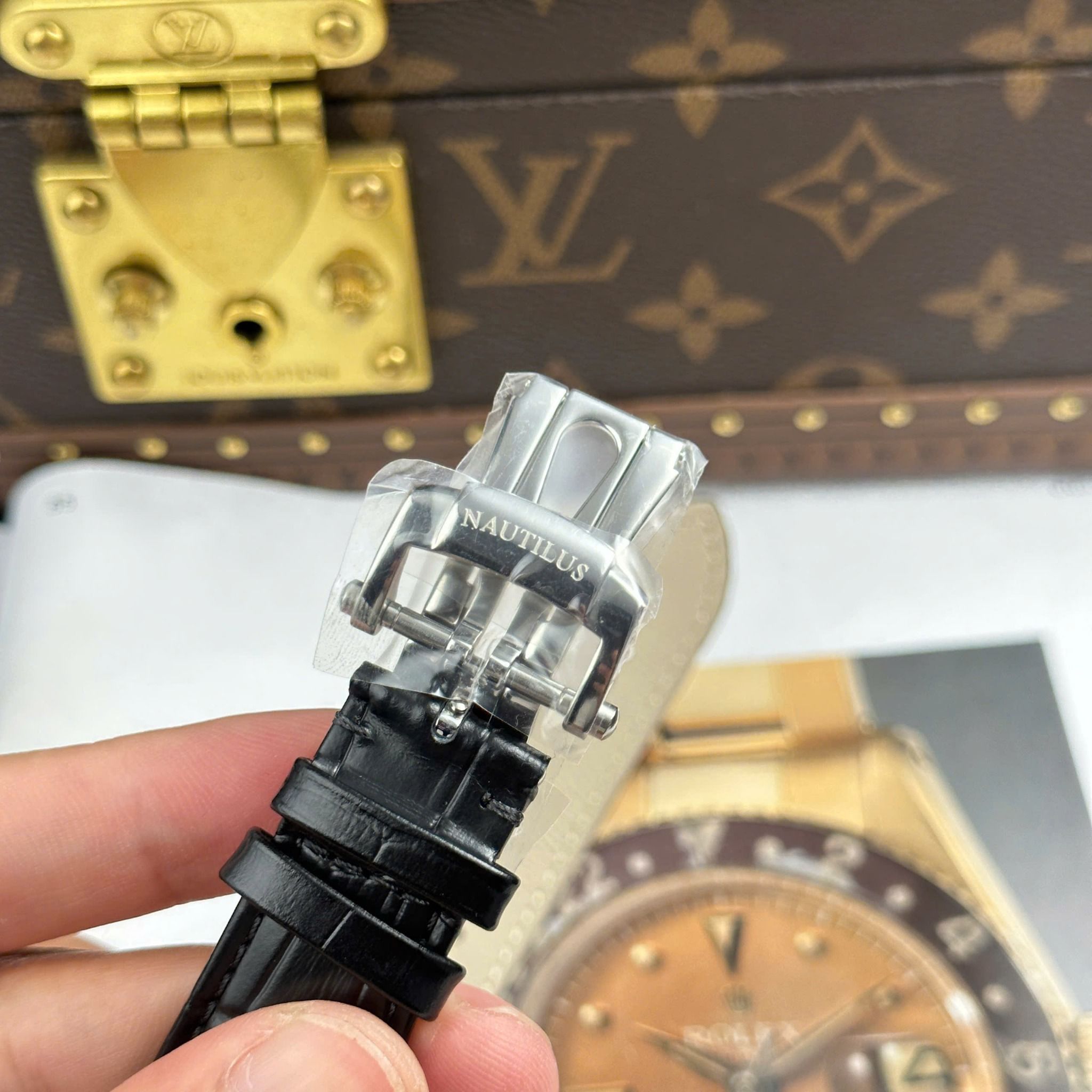 PATEK PHILIPPE NAUTILUS 40 MM - Đồng Hồ Patek Philippe - Nam - DHNTT585