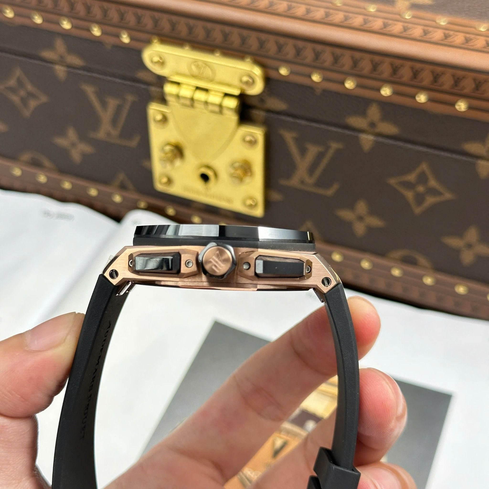 AUDEMARS PIGUET ROYAL OAK 43 MM - Đồng Hồ Audemars Piguet - Nam - DHNTT1394