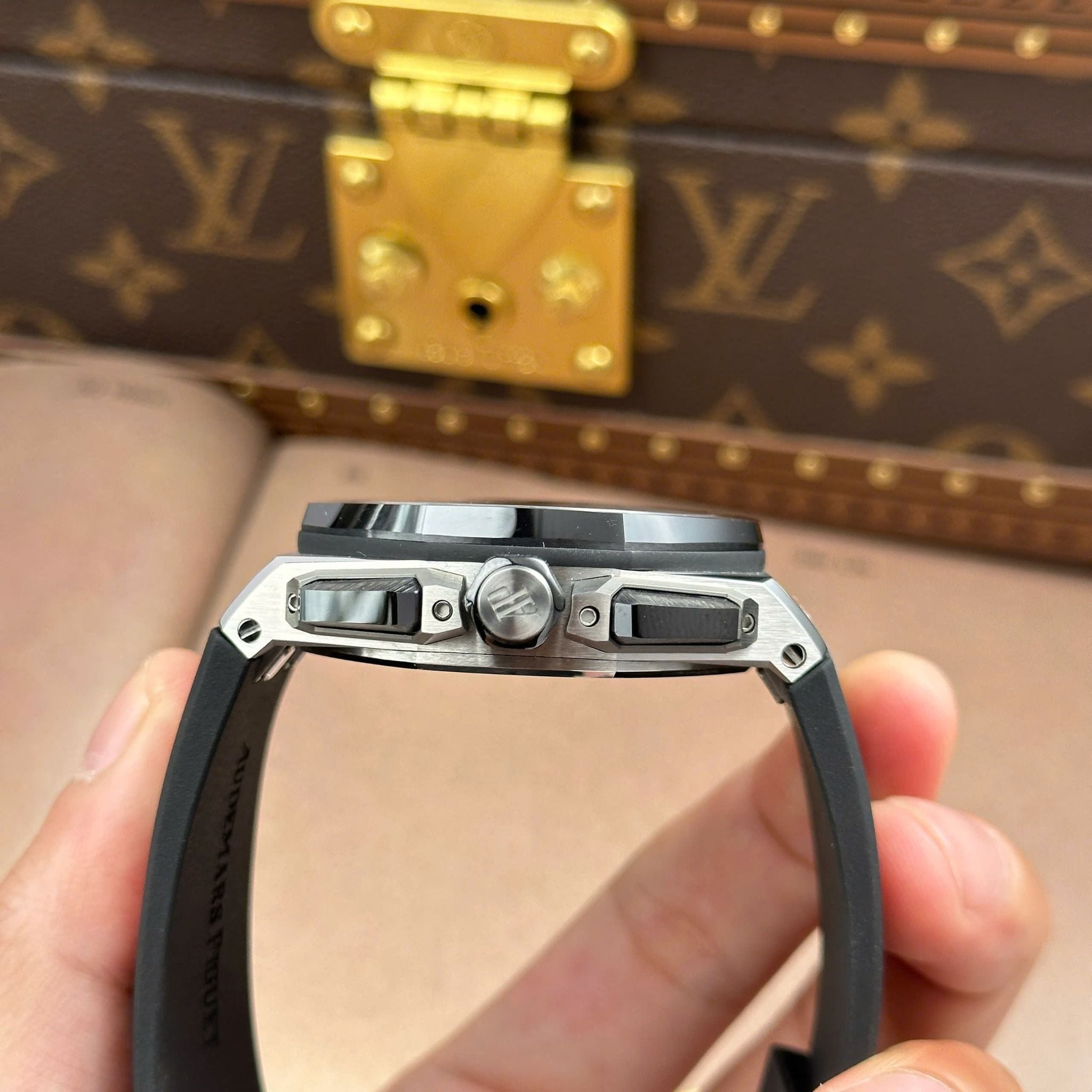 AUDEMARS PIGUET ROYAL OAK 43 MM - Đồng Hồ Audemars Piguet - Nam - DHNTT1390