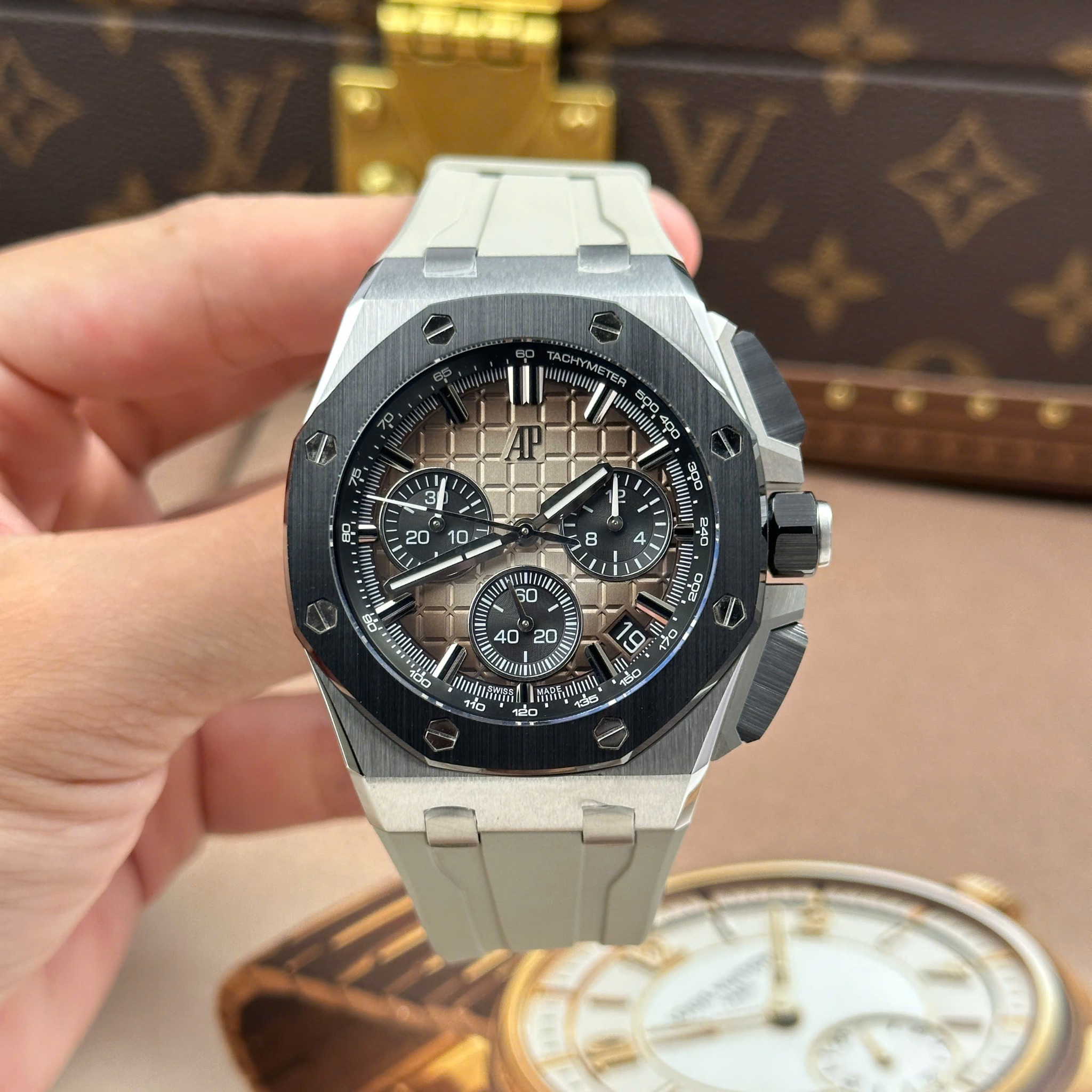 AUDEMARS PIGUET ROYAL OAK 43 MM - Đồng Hồ Audemars Piguet - Nam - DHNTT1392